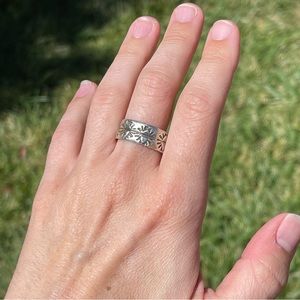 🤍 Beautiful Wide Band Sterling Silver Ring 🤍